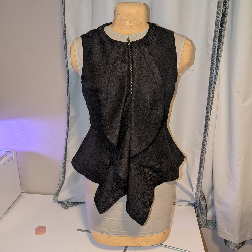 W118 by Walter Baker Black Textured Sleeveless Blouse